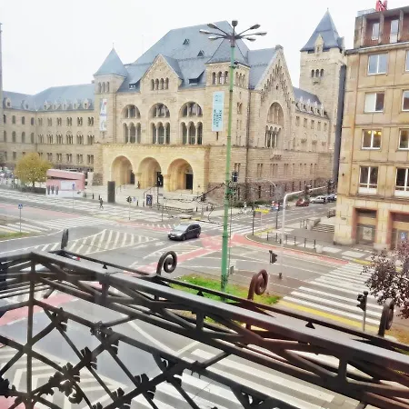 Kamienica Bankowa 3*