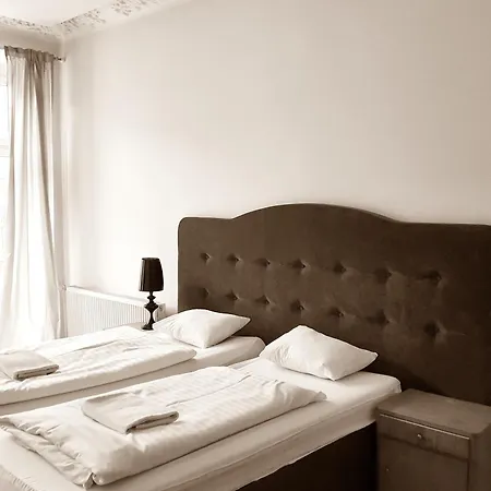 Bed and breakfast Kamienica Bankowa 3*